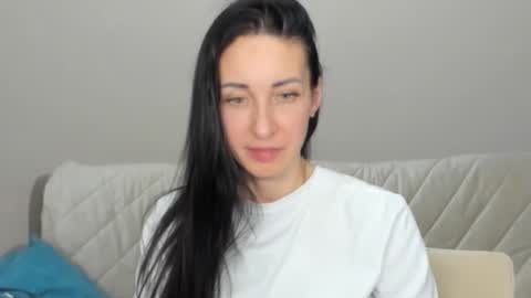 LinaLivee online show from February 12, 2026, 6:58 pm