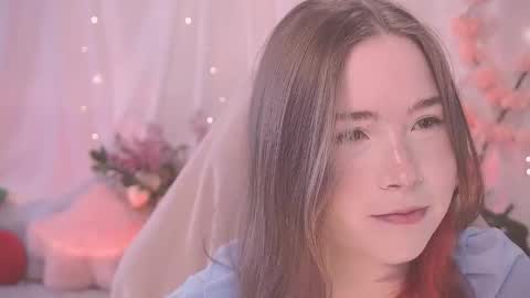 Lina online show from September 19, 2025, 4:47 am