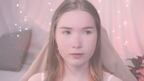 Lina online show from October 29, 2025, 4:48 am