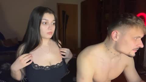 Nicolas and Lina online show from October 2, 2025, 9:55 pm