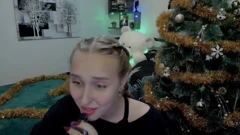 Snapshot of linatruly chatting on December 15, 2024, 12:07 am Lina online show from December 15, 2024, 12:07 am