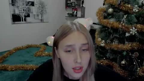 Snapshot of linatruly chatting on December 16, 2024, 7:32 pm Lina online show from December 16, 2024, 7:32 pm