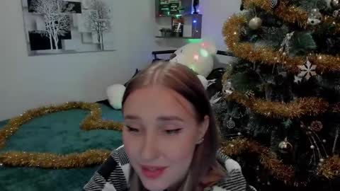 Snapshot of linatruly chatting on December 20, 2024, 11:26 pm Lina online show from December 20, 2024, 11:26 pm