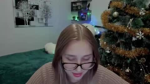 Snapshot of linatruly chatting on January 9, 2025, 8:33 pm Lina online show from January 9, 2025, 8:33 pm
