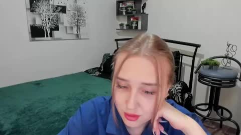 Snapshot of linatruly chatting on March 4, 2025, 8:16 pm Lina online show from March 4, 2025, 8:16 pm