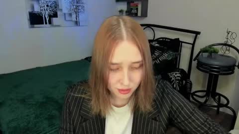 Snapshot of linatruly chatting on March 5, 2025, 8:53 pm Lina online show from March 5, 2025, 8:53 pm