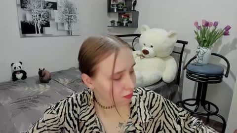 Snapshot of linatruly chatting on March 8, 2025, 9:51 pm Lina online show from March 8, 2025, 9:51 pm