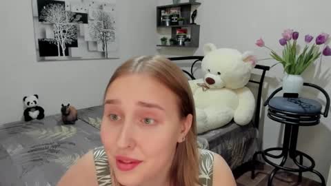 Snapshot of linatruly chatting on March 11, 2025, 12:33 am Lina online show from March 11, 2025, 12:33 am