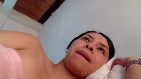 Snapshot of linavillada_ chatting on October 18, 2025, 12:39 pm Lina online show from October 18, 2025, 12:39 pm