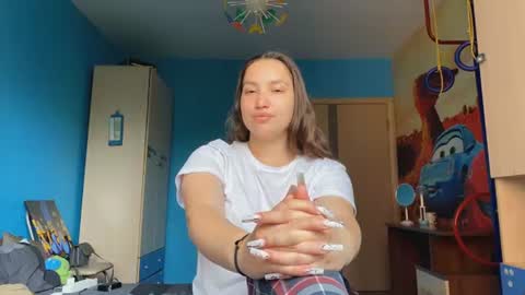 Snapshot of linbiddle chatting on June 19, 2026, 7:34 am Elin online show from June 19, 2026, 7:34 am
