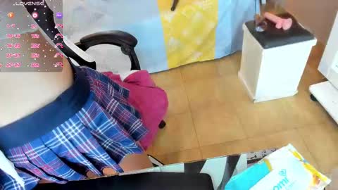  Linda  online show from September 30, 2025, 6:57 pm