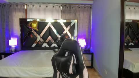 Snapshot of linda4petite chatting on June 20, 2026, 6:33 pm Linda online show from June 20, 2026, 6:33 pm