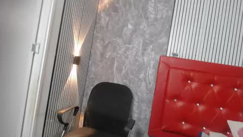 Snapshot of linda__mature chatting on April 25, 2026, 1:41 pm Linda online show from April 25, 2026, 1:41 pm