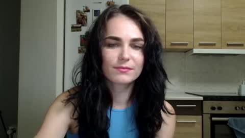 Linda online show from September 18, 2025, 7:16 pm