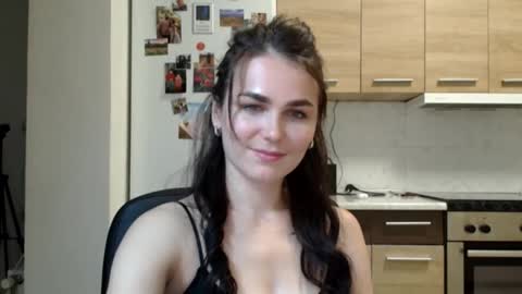 Snapshot of linda_aa chatting on October 13, 2025, 7:36 pm Linda online show from October 13, 2025, 7:36 pm