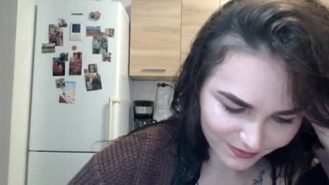 Snapshot of linda_aa chatting on October 19, 2025, 6:08 pm Linda online show from October 19, 2025, 6:08 pm