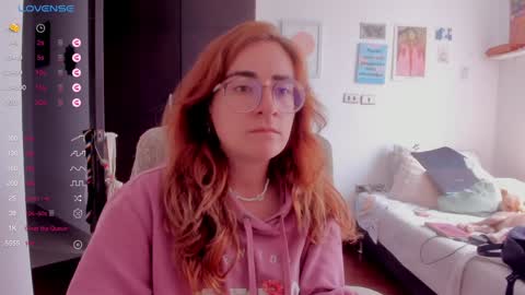 Giggles  online show from January 10, 2025, 5:24 pm