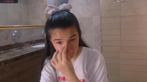 Linda  online show from February 13, 2025, 3:14 pm