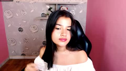 Linda  online show from February 22, 2025, 3:25 pm