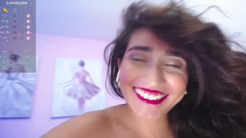 Maria Paula online show from January 7, 2025, 6:14 pm