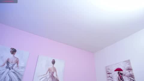 Maria Paula online show from February 13, 2025, 6:05 pm