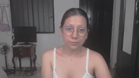 Snapshot of linda_naomi chatting on May 30, 2026, 12:30 am naomi online show from May 30, 2026, 12:30 am