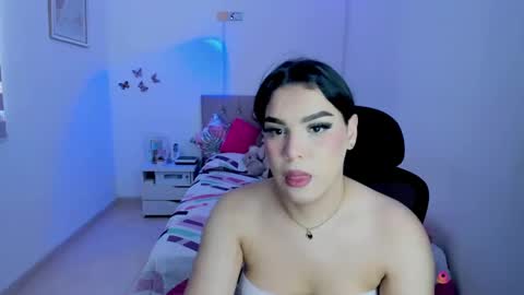   online show from October 28, 2025, 7:05 pm