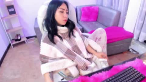 Snapshot of lindaa_miller chatting on January 3, 2025, 2:43 am linda miller online show from January 3, 2025, 2:43 am