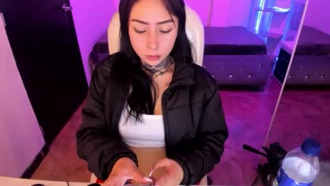 Snapshot of lindaa_miller chatting on October 13, 2025, 8:31 pm linda miller online show from October 13, 2025, 8:31 pm