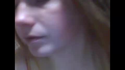 Snapshot of lindaahskys chatting on October 31, 2025, 9:05 pm LindaAhSkys online show from October 31, 2025, 9:05 pm