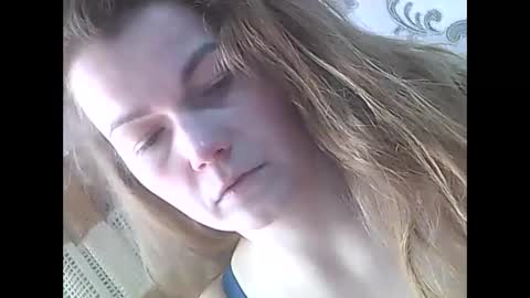 Snapshot of lindaahskysx chatting on February 9, 2026, 11:58 am LindaAhSkysX online show from February 9, 2026, 11:58 am