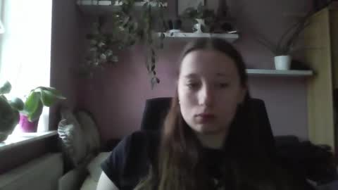 LindaAmore online show from September 19, 2025, 6:15 am