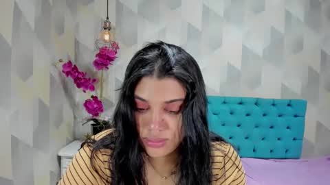    online show from October 11, 2025, 1:42 pm