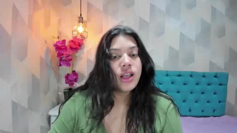    online show from November 16, 2025, 1:39 pm