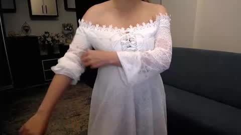 Linda Liony online show from September 26, 2025, 4:00 pm