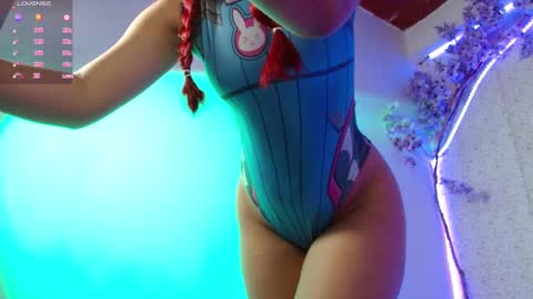 LINDSEYFERRER online show from March 4, 2025, 9:11 pm