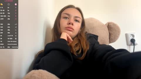 Kate online show from September 12, 2025, 10:04 am