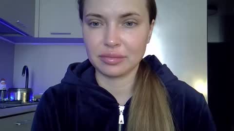 Snapshot of lindsisecret chatting on April 26, 2026, 6:55 am Anna online show from April 26, 2026, 6:55 am