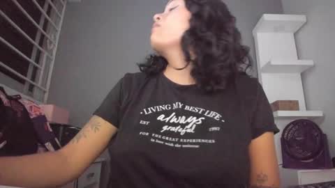 Lindsy online show from September 26, 2025, 11:09 pm