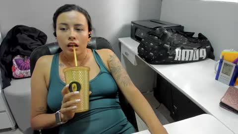 Lindsy online show from October 11, 2025, 6:39 pm