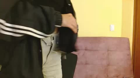 ling ling24 online show from March 8, 2025, 2:55 am