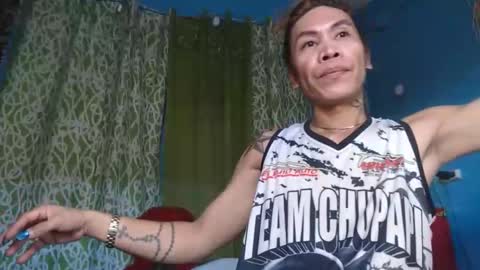 weng bustamante online show from September 29, 2025, 7:13 am