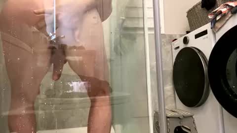 Snapshot of linkyfranky chatting on January 9, 2026, 11:24 am linkyfranky online show from January 9, 2026, 11:24 am