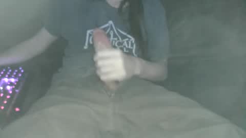 Snapshot of liocious98 chatting on January 19, 2025, 2:04 am liocious98 online show from January 19, 2025, 2:04 am