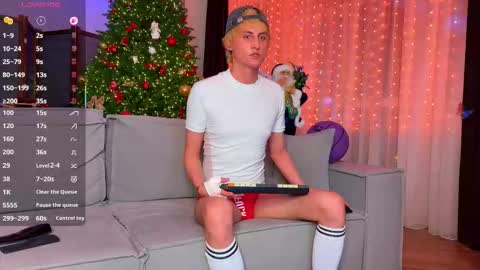 Snapshot of lionbitchkovsky chatting on January 15, 2026, 5:16 pm lionbitchkovsky online show from January 15, 2026, 5:16 pm