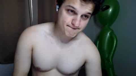 Snapshot of lioncluess chatting on July 11, 2026, 6:10 pm Lion Cluess online show from July 11, 2026, 6:10 pm