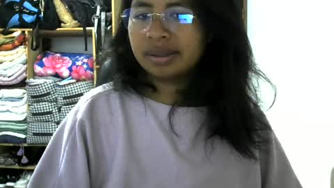 Snapshot of liora_selene chatting on June 25, 2026, 3:50 am liora online show from June 25, 2026, 3:50 am