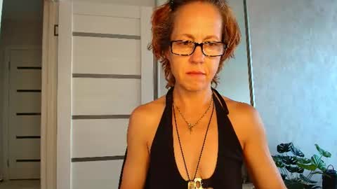 Snapshot of lioraweiss chatting on July 8, 2026, 7:02 am Liora Weiss online show from July 8, 2026, 7:02 am