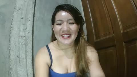 im cherry online show from January 8, 2025, 11:54 am