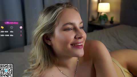 Snapshot of lipswithsmileonthem chatting on December 20, 2024, 4:20 am Amelia online show from December 20, 2024, 4:20 am